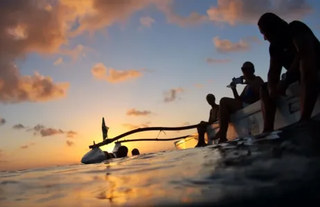 Fernando de Noronha Tour Expedição Canoa Havaiana