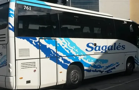 Girona Tour Transferência de ônibus do aeroporto de Girona para a cidade de Barcelona