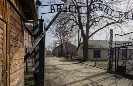 Oświęcim Ticket Auschwitz-Birkenau: Tour guiado