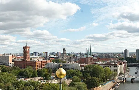 Berlin Ticket Torre de TV de Berlim: vista rápida + restaurante com assento na janela