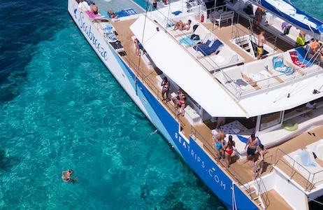Ghajnsielem Ticket Comino: viagem de um dia à Lagoa Azul e passeio de catamarã