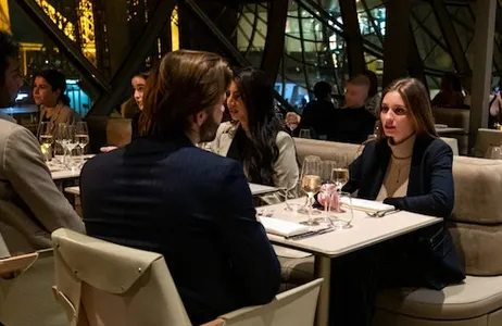 Paris Ticket Torre Eiffel: cena en Madame Brasserie