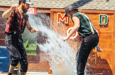 Pigeon Forge Ticket Paula Deen's Lumberjack Feud Supper Show