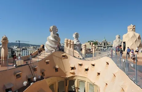 Barcelona Ticket Casas de Gaudí e Sagrada Família: Excursão de dia inteiro em Barcelona