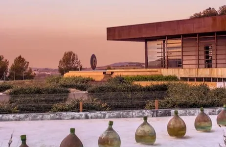 Pacs del Penedès Ticket Adega Torres: Visita Guiada com Harmonização de Vinhos e Queijos