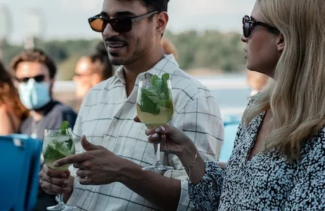 Helsinki Ticket Economia de dinheiro: ônibus hop-on hop-off e passeio de barco turístico