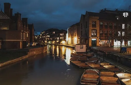 Cambridge Ticket Excursão Fantasma da Universidade de Cambridge Liderada por ex-alunos universitários