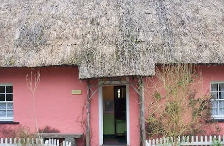 Dublín Ticket Cliffs of Moher: One-Day Rail Tour from Dublin