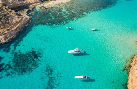 Qala Ticket Comino e Gozo: Lagoa Azul e Passeio de Barco Privado