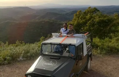 Albufeira Ticket Algarve: Sunset Safari 4x4 Jeep Tour saindo de Albufeira