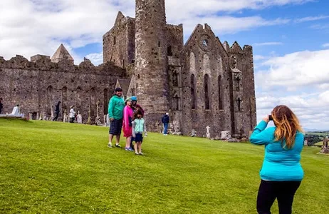 Dublín Ticket Blarney, Rock of Cashel e Castelos de Cahir: Excursão de um dia saindo de Dublin