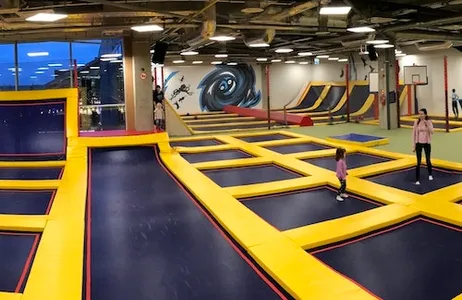 Tallinn Ticket Super Skypark: Trampolim e Play Center