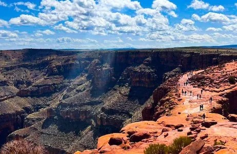 Las Vegas Ticket Grand Canyon West: Passeio de um dia saindo de Las Vegas + Skywalk