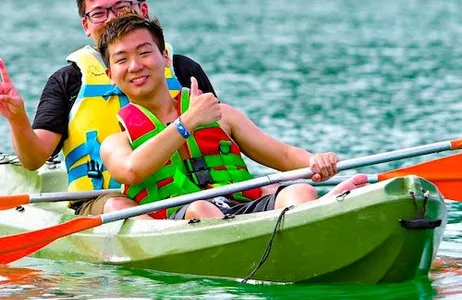 Langkawi Ticket Paradise 101: Cruzeiro ao pôr do sol + Banana Boat ou Caiaque