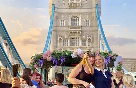 Londres Ticket Tootbus London: Bar Bus Tour