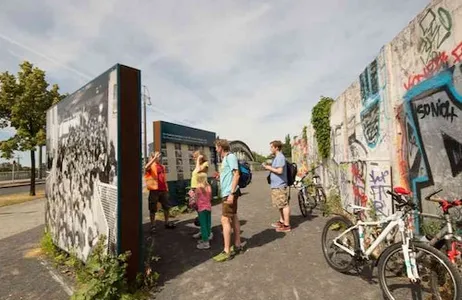 Berlin Ticket Excursão de bicicleta pelo Muro de Berlim e Guerra Fria