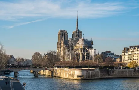 Paris Tour  Recorrido por la ciudad de París de día completo