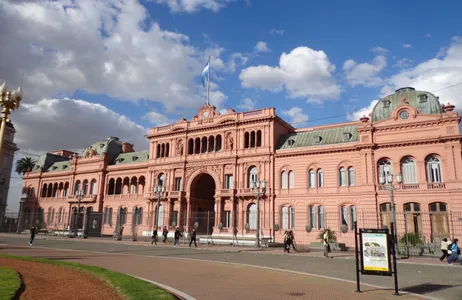Buenos Aires Tour Combo: Round-Trip Transfer from Jorge Newbery Airport (AEP) to Hotels in Buenos Aires + City Tour