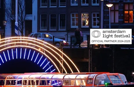Ámsterdam Ticket Amsterdam Festival of Lights: Boat trip from Amsterdam Central Station