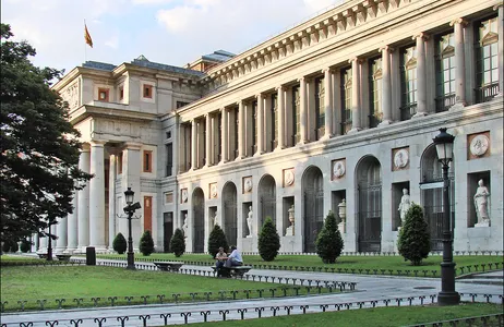 Madri Tour Private Combo: Transfer IN OR OUT + Private Tour Reina Sofia and Prado Museum