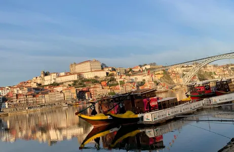 Porto Tour Venha explorar o Porto comigo — vistas incríveis, comida local, preciosidades escondidas e sem pressa.