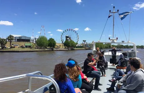 Buenos Aires Tour Explorer: 48-Hour Hop-On Hop-Off Sightseeing Bus + Navigation