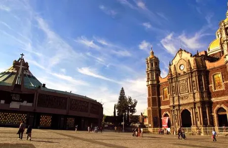 Mexico City Tour Visita Basílica de Guadalupe, Tlatelolco y Pirámides de Teotihuacan - Día Completo