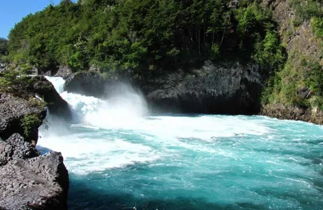 Llanquihue Tour Cachoeiras de Petrohué e Tour do Vulcão Osorno
