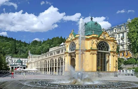 Prague Tour Karlovy Vary and Marianske Spa with Lunch