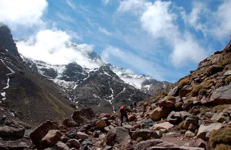 Marrakesh Tour Descubra el espléndido monte Toubkal