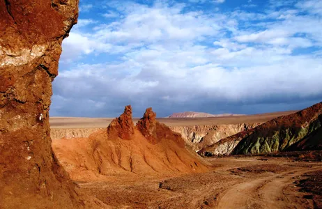 El Loa Tour Tour Vale do Arco-Íris saindo de San Pedro de Atacama