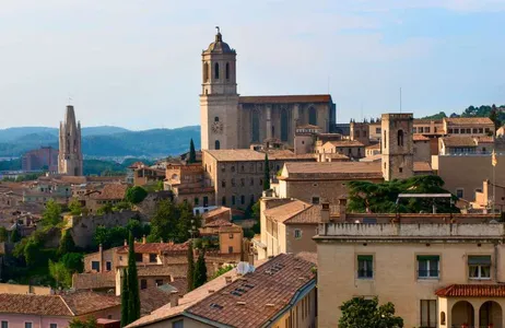 Girona Tour Visita Girona - Tour de Juego de Tronos de un día completo desde Barcelona