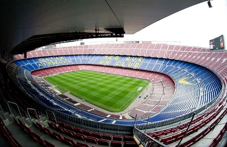 Barcelona Tour Tour en autobús turístico por Barcelona y Museo del FC Barcelona