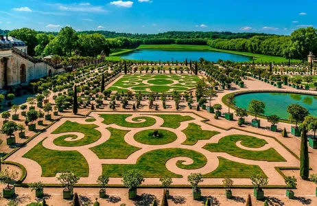 Paris Tour Visita guiada de meio dia ao Palácio de Versalhes e seus jardins - Sem filas