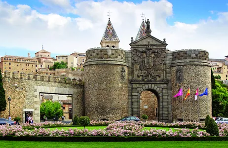 Madri Ticket Toledo por conta própria - Meio dia livre com entrada na Igreja de Santo Tomé (Enterro do Senhor Orgaz)