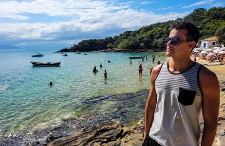 Armação dos Búzios Tour Um dia em Búzios: passeio de barco e trolley com almoço