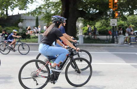 New York Tour Electric bike rentals in Central Park