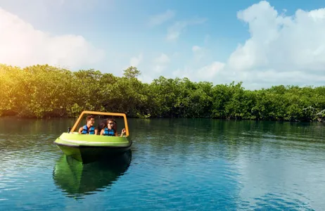 Cancún Tour Jungle Ride Adventure - Speedboat