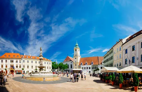 Vienna Tour Bratislava: viagem de um dia saindo de Viena de ônibus e barco