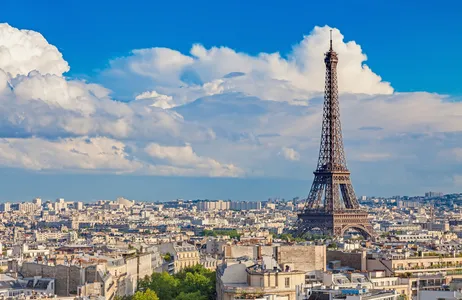 Paris Ticket Climbing the Eiffel Tower to the Summit - Guided Tour in Spanish