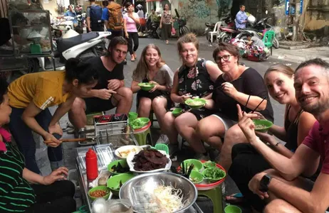 Hanoi Tour Excursão a pé pela comida de rua em Hanói com café da manhã - excursão para grupos pequenos