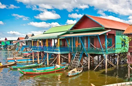 Krong Siem Reap Tour Aldeia flutuante e passeio de barco ao pôr do sol