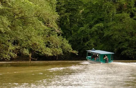 San José Tour Safari de barco no Rio Sarapiqui com almoço saindo de San Jose