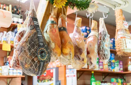 Lecce Tour Visita ao mercado local e aula particular de culinária com almoço na casa de um morador local em Lecce