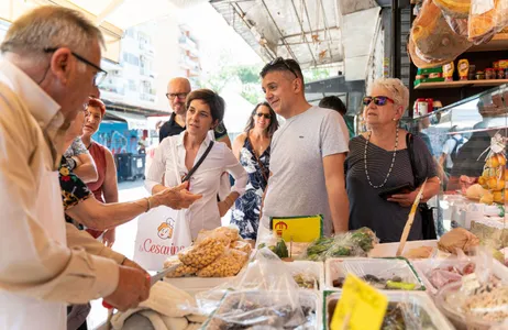 Province of Matera Ticket Visita ao mercado local e aula particular de culinária com almoço na casa de um morador local em Matera