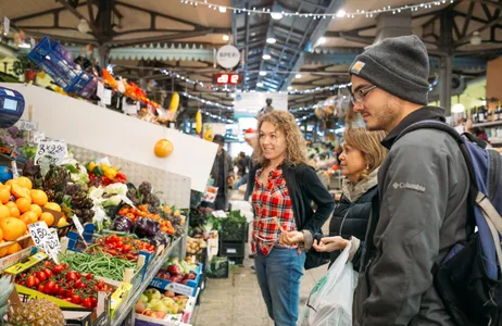 Verona Tour Visita ao mercado local e aula particular de culinária com almoço na casa de um morador local em Verona