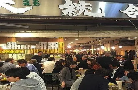 Tokio Tour Experiência local de comida e bebida em Tóquio com um Bar Hopping Master