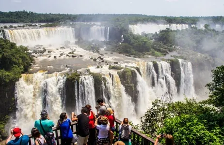 Foz do Iguaçu Tour Excursão privada às Cataratas Argentina e Brasil com ingressos rápidos