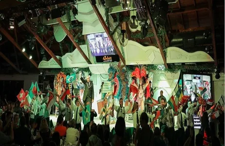 Foz do Iguaçu Tour Show Musical de Dança em Foz do Iguaçu com Jantar e Recolha