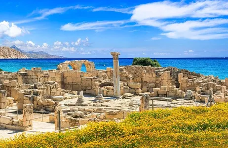 Paphos Ticket Passeio pela Antiga Kourion, Castelo Kolossi, Omodos e Vinícola - Pafos
